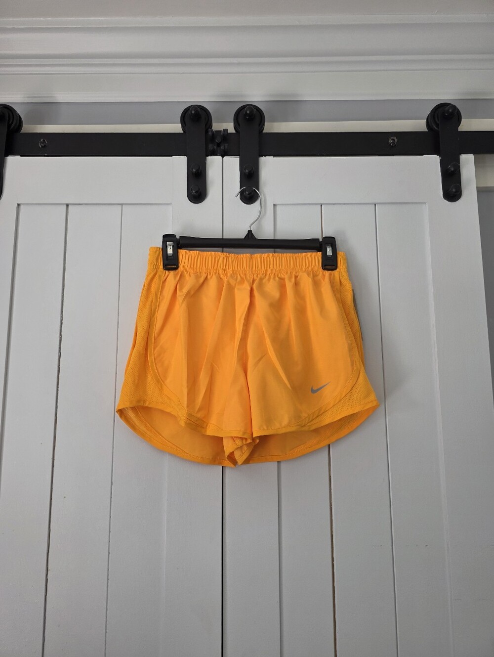 Nike Women's Tempo Brief-Lined Running Shorts. NEW!